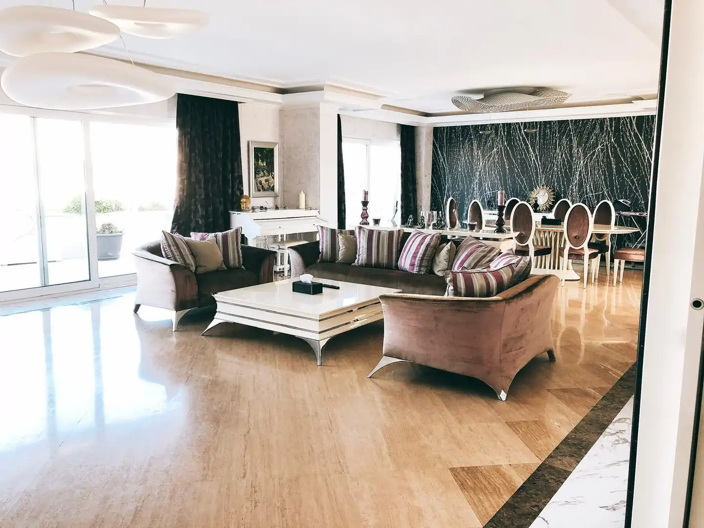 Living room of Duplexes for rent in Marbella  with Air Conditioner, Terrace and Swimming Pool