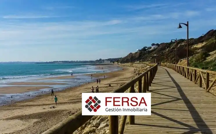 Vista exterior de Residencial en venta en El Puerto de Santa María