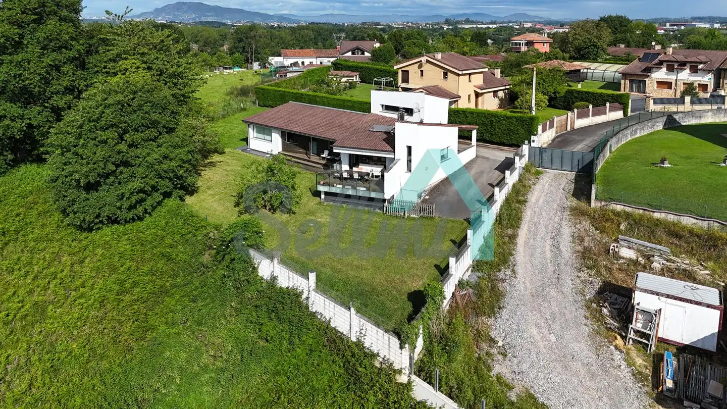 Houses for rent in Siero  with Heating, Parquet flooring and Terrace