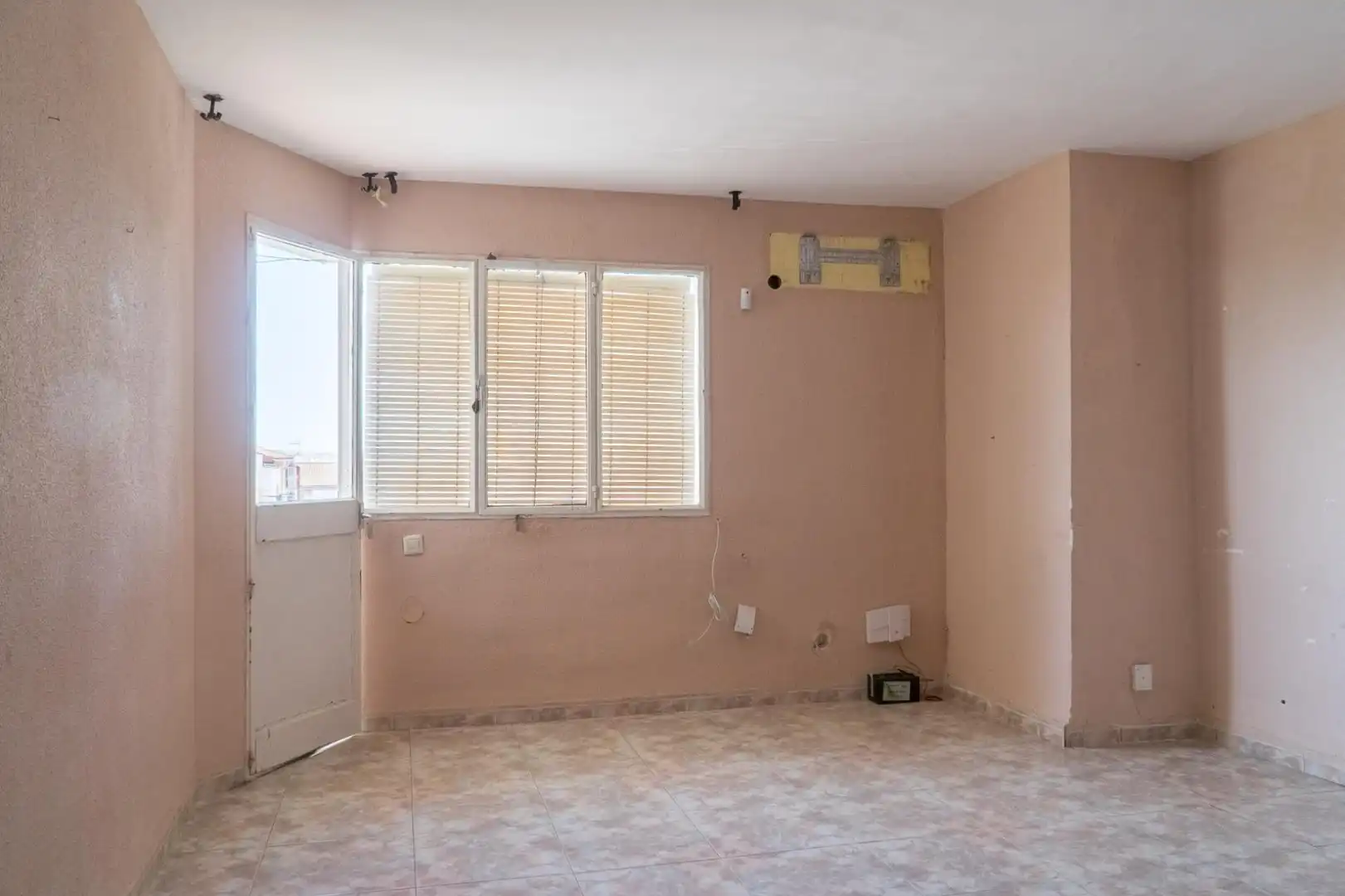 Living room of Flat for sale in Linares