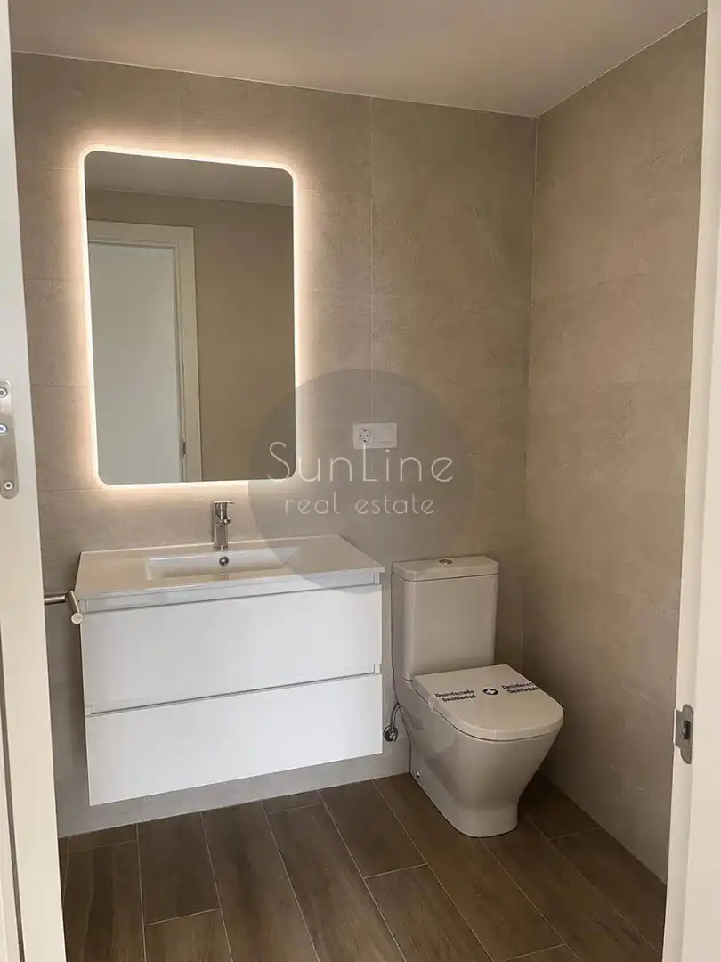 Attic for rent in Carrer de Campos Crespo, Safranar