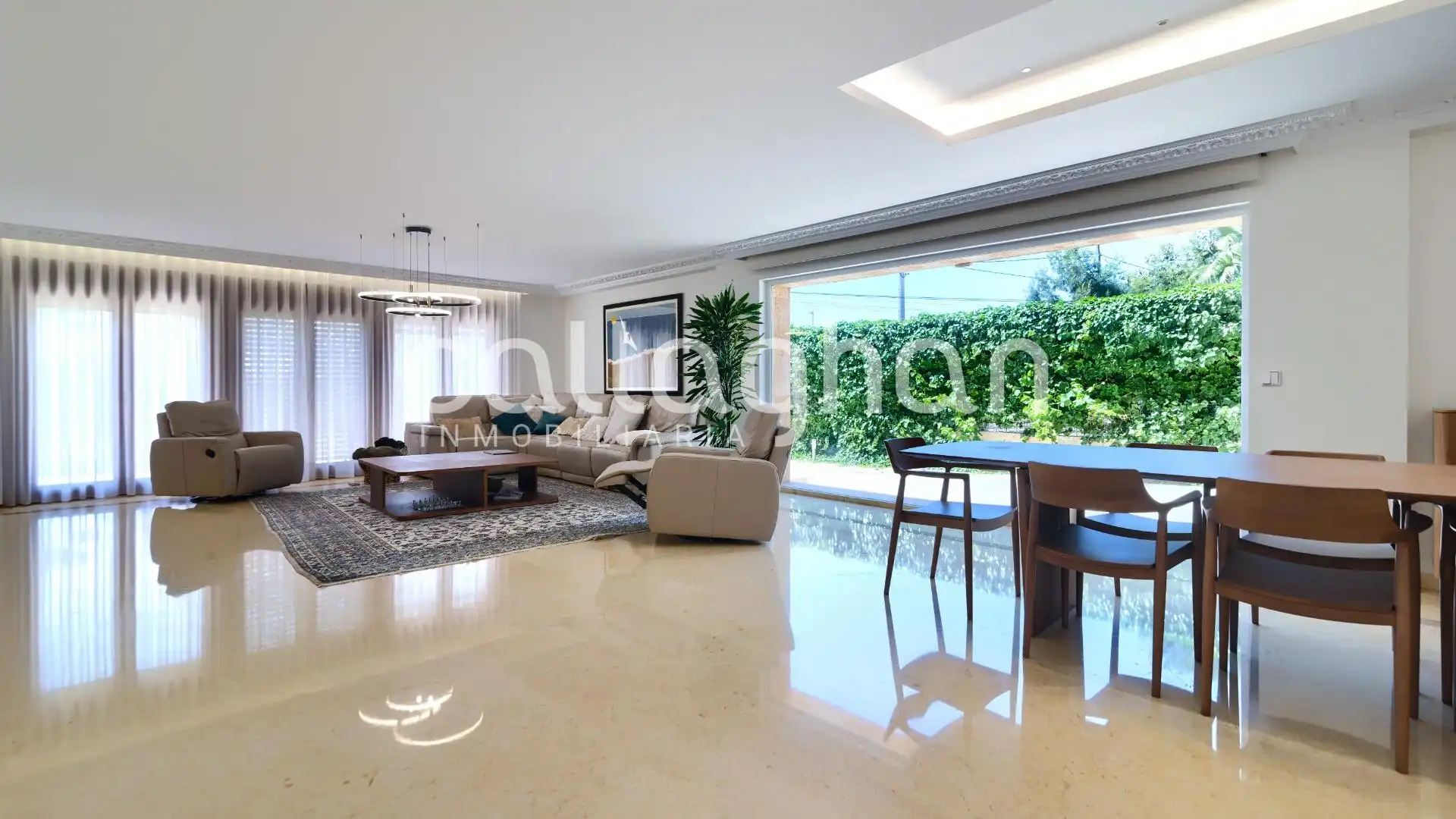 Sala d'estar de Casa o xalet en venda en Burriana / Borriana amb Aire condicionat, Calefacció i Jardí privat