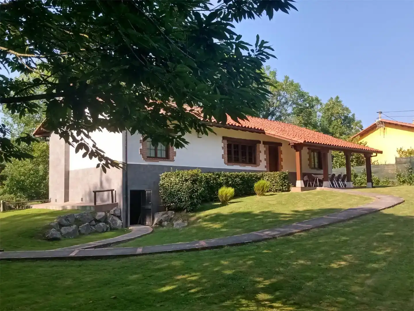 Vista exterior de Casa o chalet en venta en Llanes