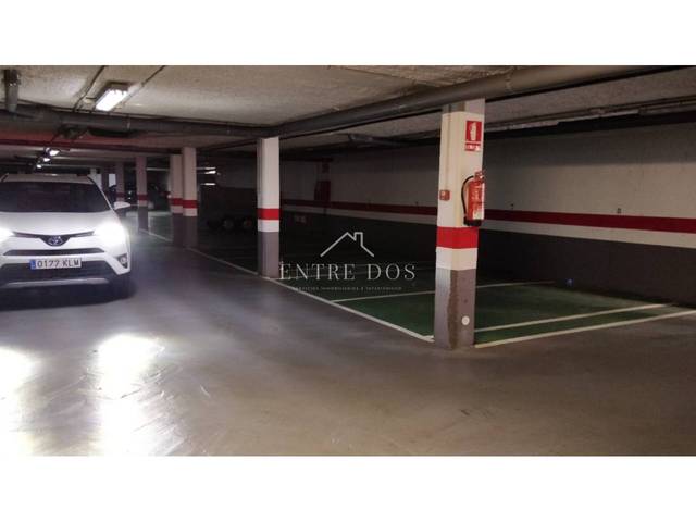 Garaje en Venta en Vicente Blasco Ibáñez, 15 en Rafalafena