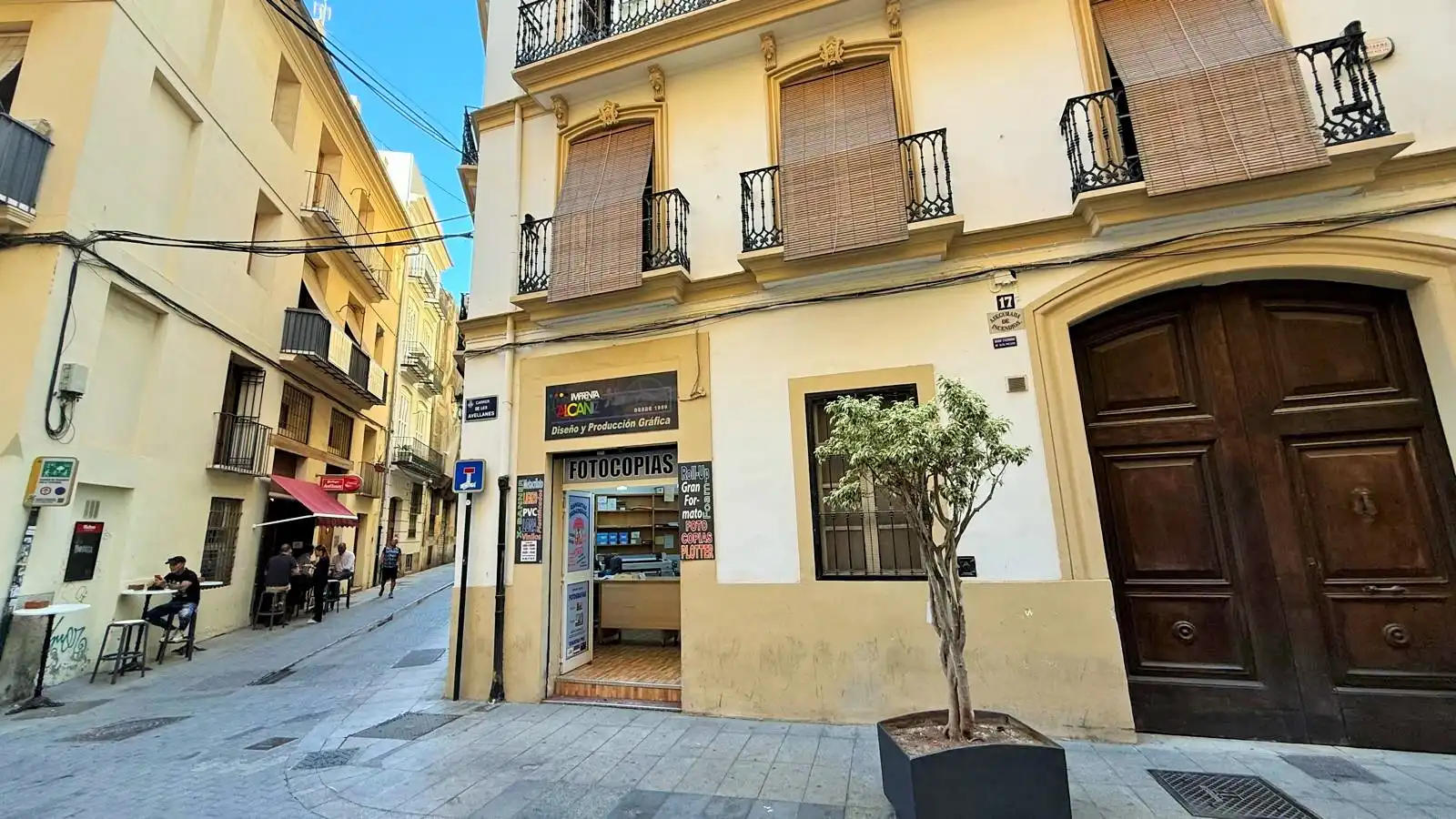 Vista exterior de Local en venta en Valencia con Amueblado