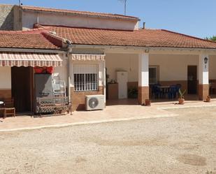 Vista exterior de Casa o xalet en venda en Elche / Elx amb Aire condicionat i Terrassa