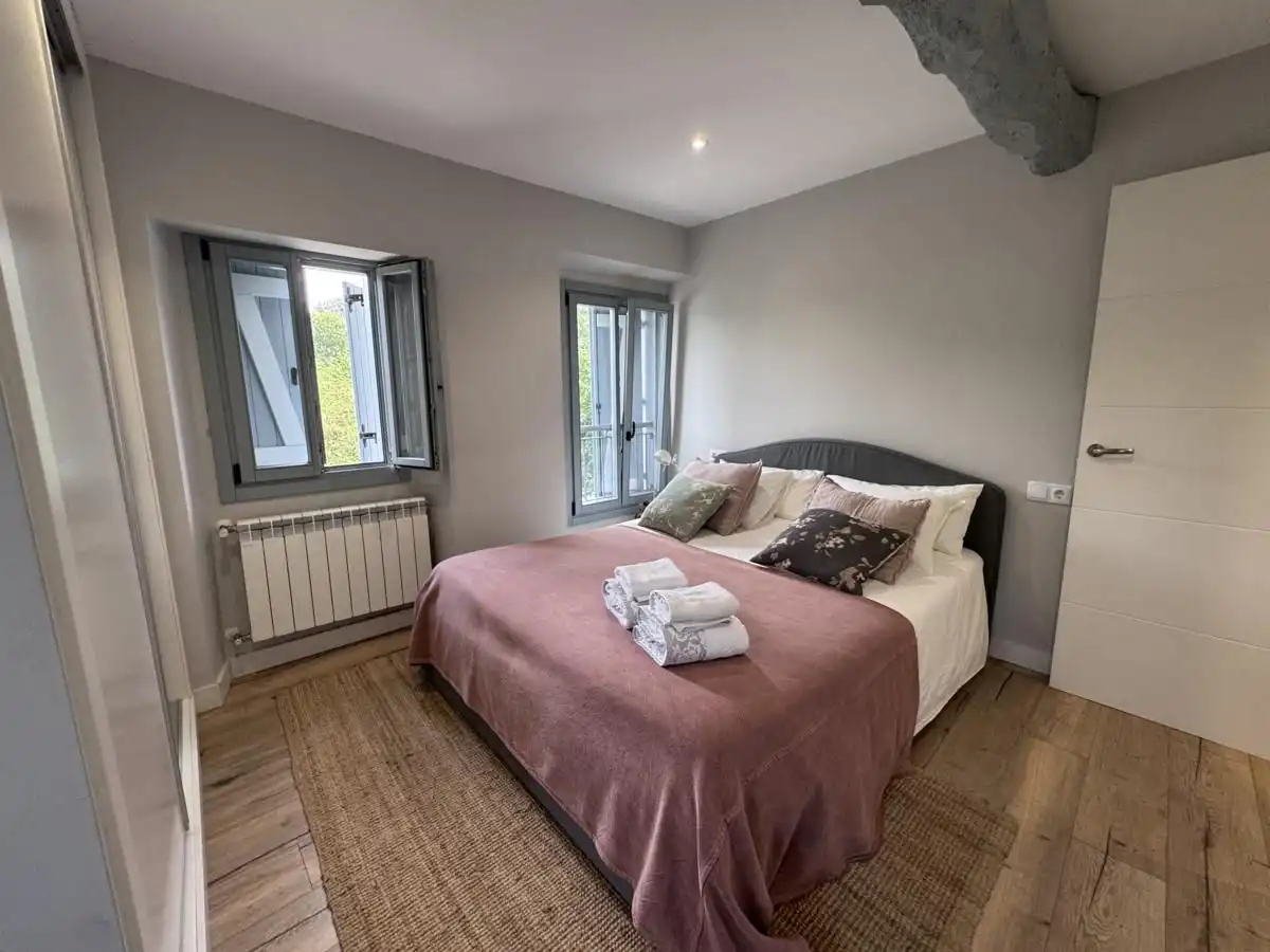 Bedroom of Detached homes for sale in Llanes  with Heating, Terrace and Furnished