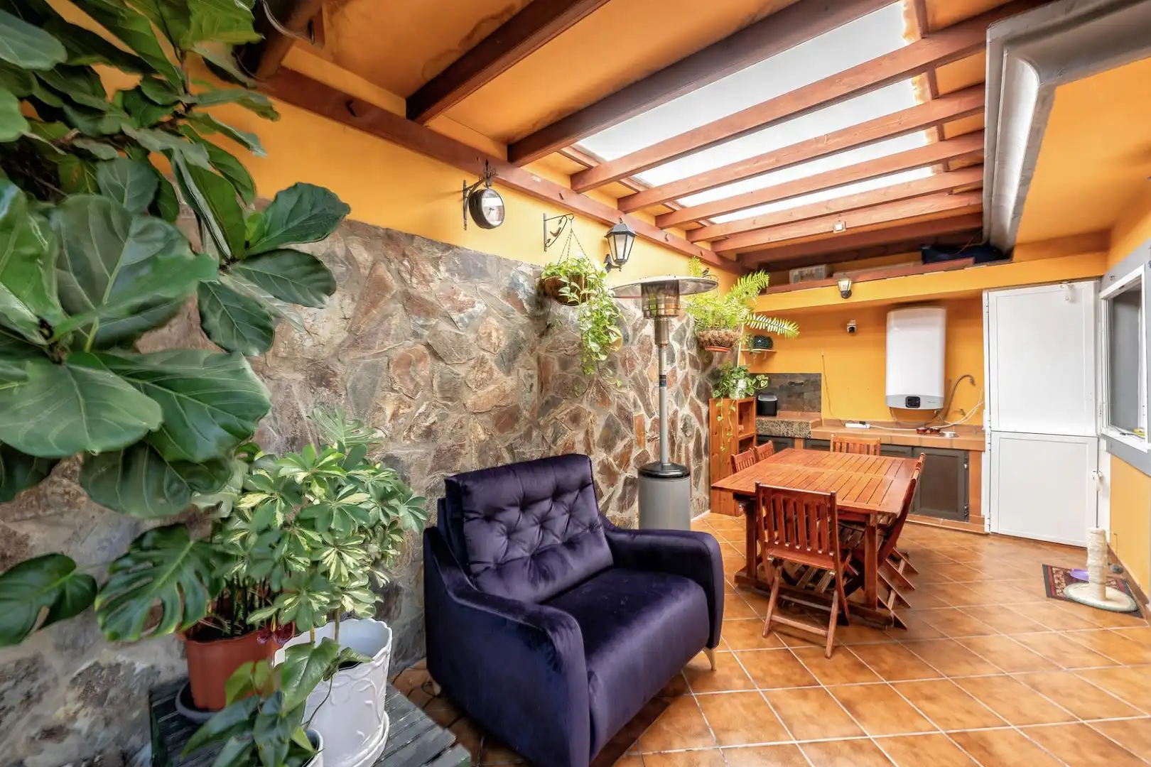 Detached homes for sale in Calle HELICE, Castillo del Romeral - Juan Grande