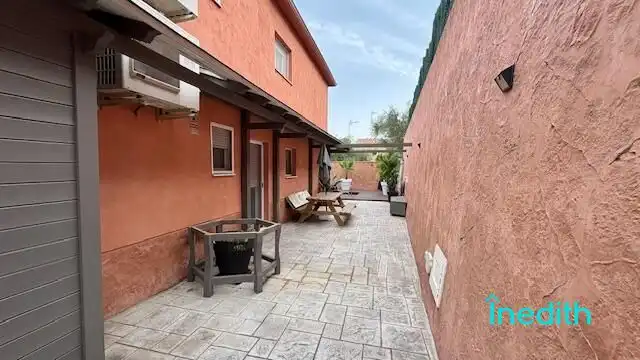 Terrassa de Casa o xalet en venda en Cunit amb Aire condicionat, Calefacció i Jardí privat