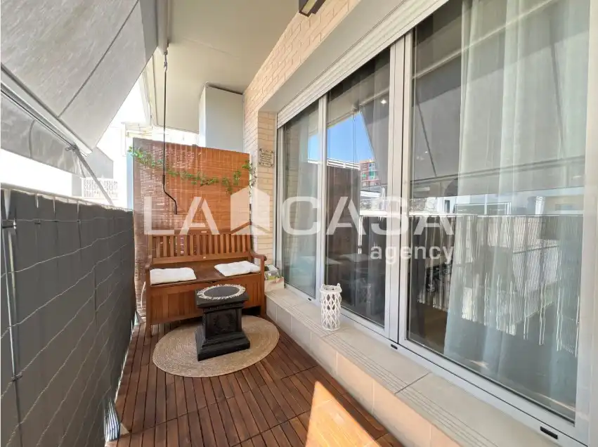 Flat for sale in Llefià
