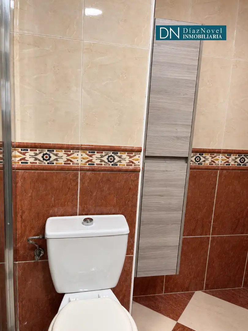 Baño de Piso de alquiler en Rincón de la Victoria con Aire acondicionado, Terraza y Amueblado