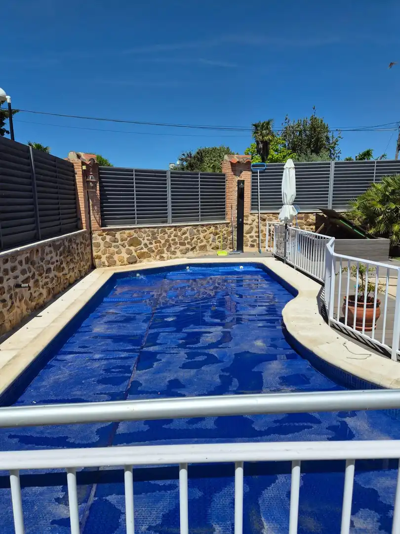 Piscina de Casa o chalet en venta en Ciudad Real con Aire acondicionado, Calefacción y Jardín privado