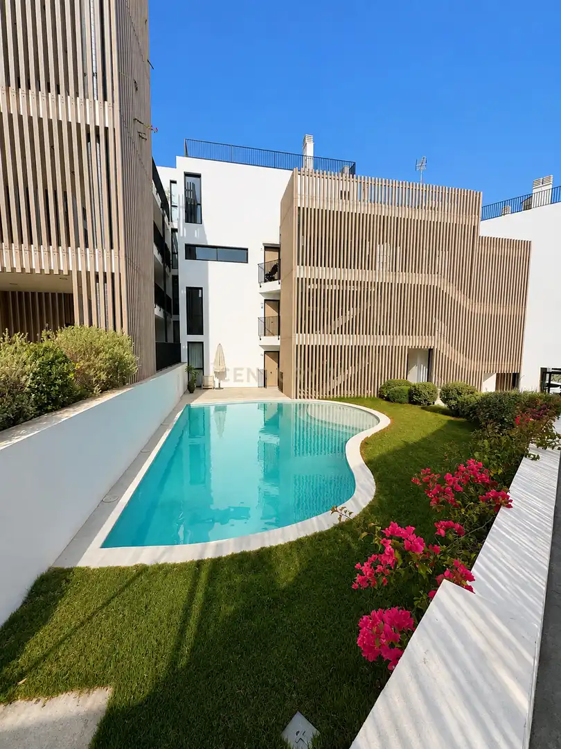 Piscina de Apartament en venda en Santa Eulària des Riu amb Aire condicionat i Alarma