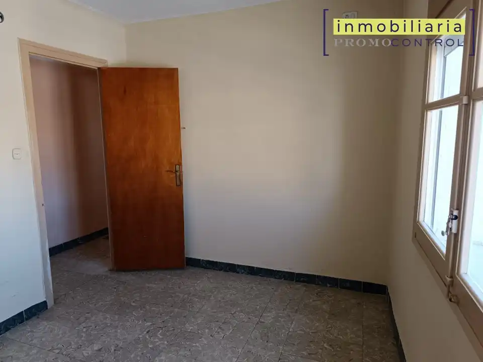 Schlafzimmer von Einfamilien-Reihenhaus zum Verkauf in San Mateo de Gállego mit Terrasse, Möbliert und Mikrowelle