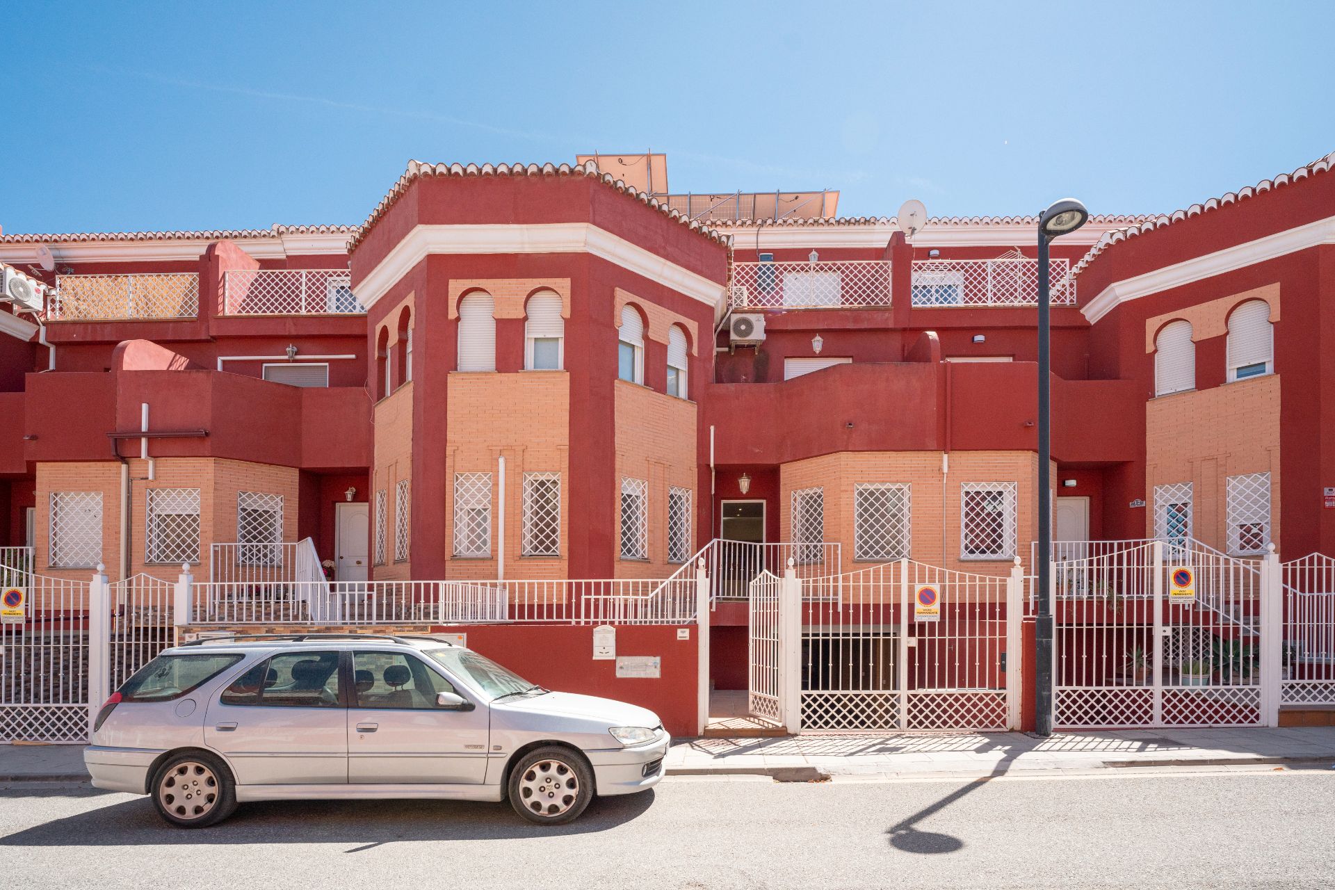 Casa adosada en venta en Calle Río Monachil, 14, Cúllar Vega