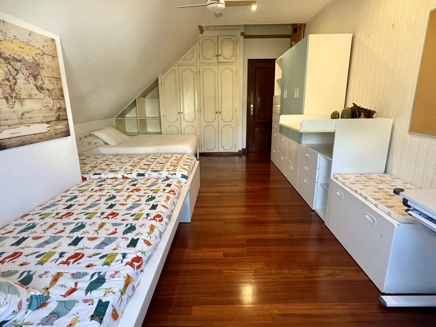 Habitación de Casa o chalet en venta en Sanxenxo con Calefacción, Jardín privado y Terraza