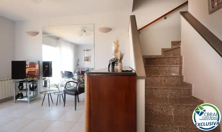 Casa adosada en venta en Llançà con Aire acondicionado, Calefacción y Terraza