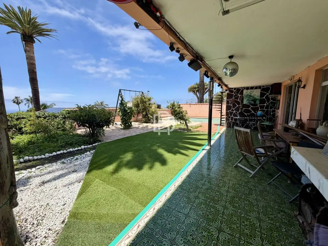 Jardí de Casa o xalet en venda en La Orotava amb Jardí privat, Piscina i Moblat