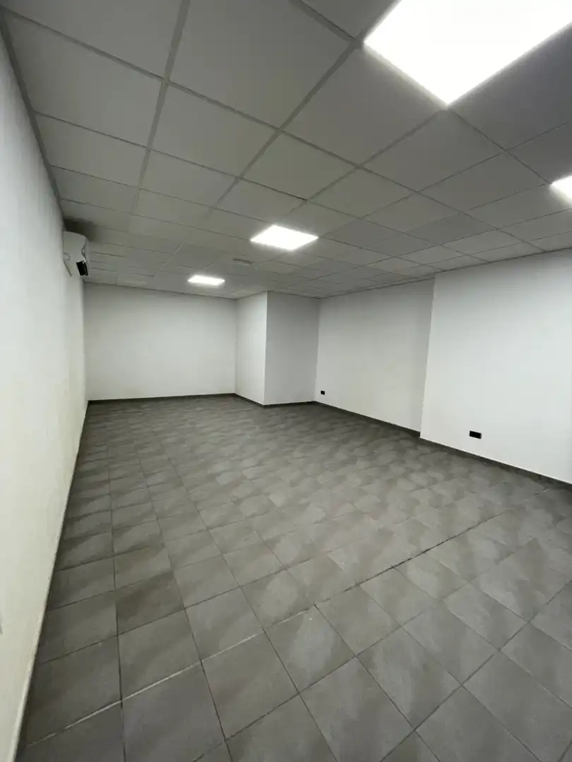 Local comercial en venta en Rúa Don Quijote, imagen 4