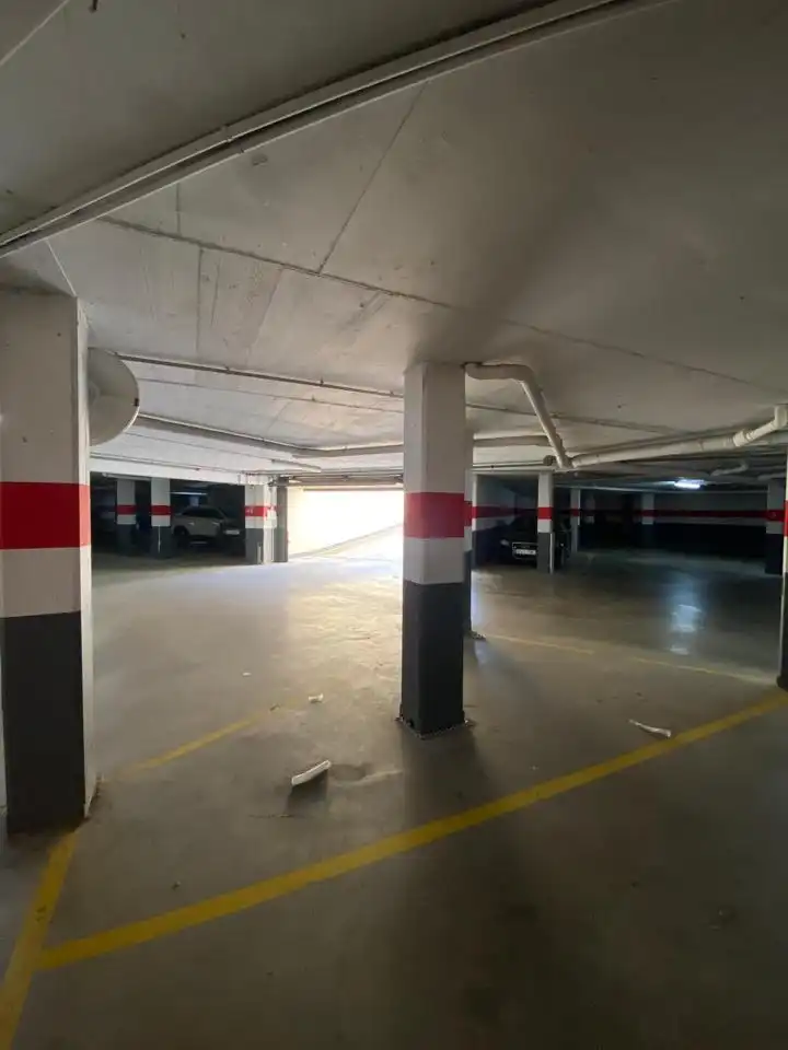 Parkplatz von Garage zum Verkauf in Alcoletge
