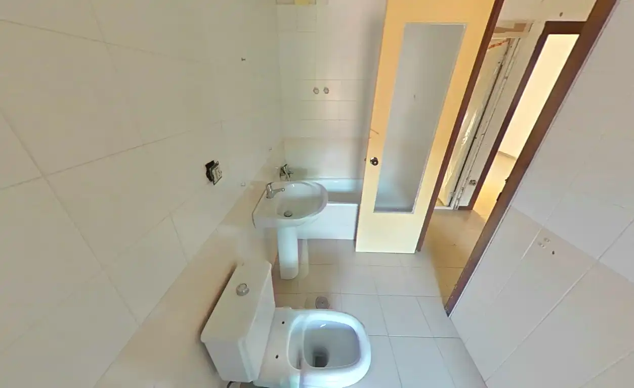 Baño de Piso en venta en Almería