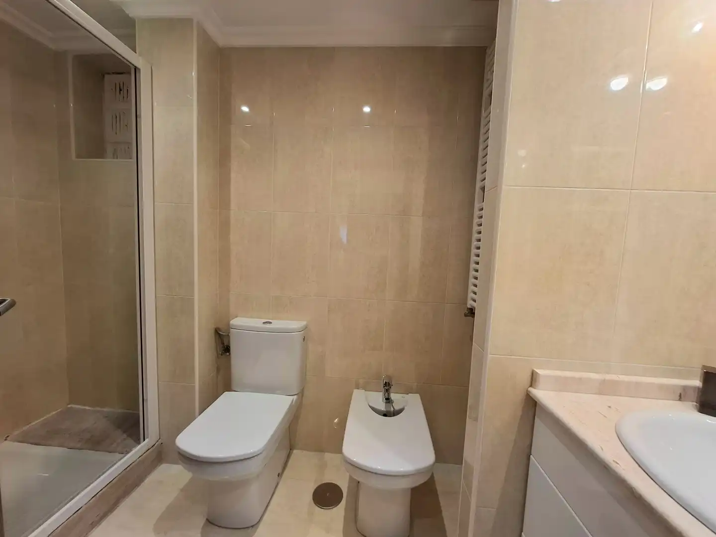 Bathroom of Flat for sale in Vigo   with Heating