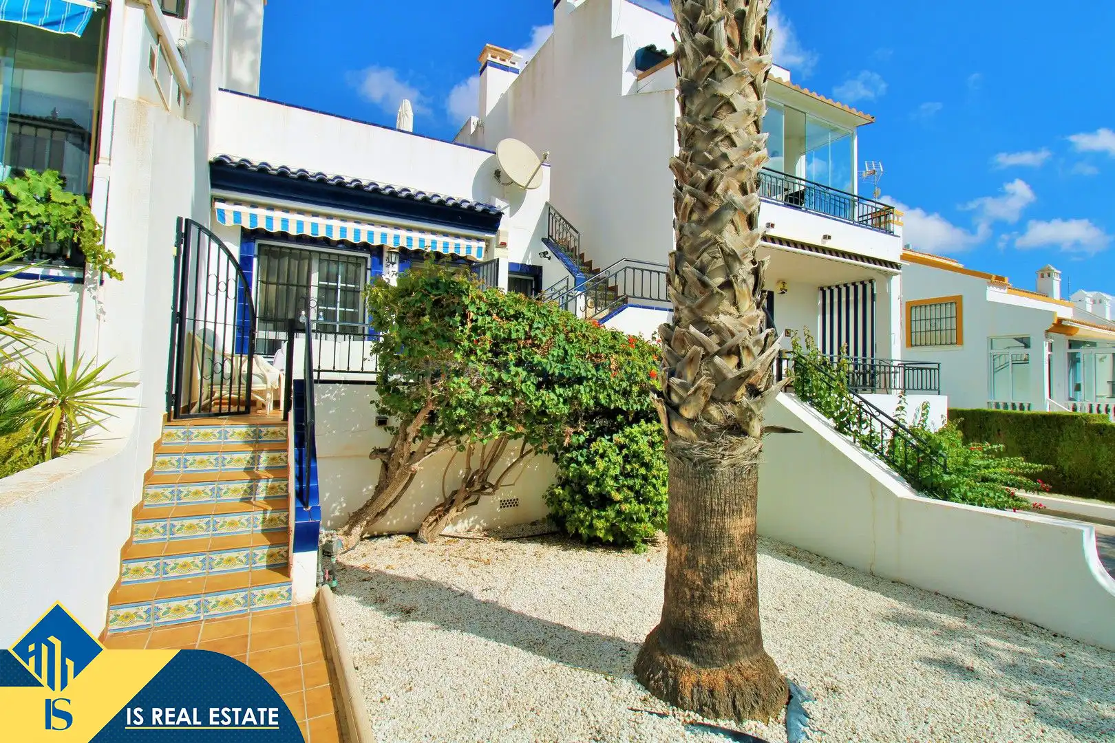 Bungalow con piscina en venta en Orihuela Costa