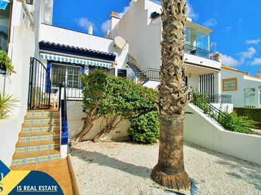 Bungalow amb piscina en venda a Orihuela Costa