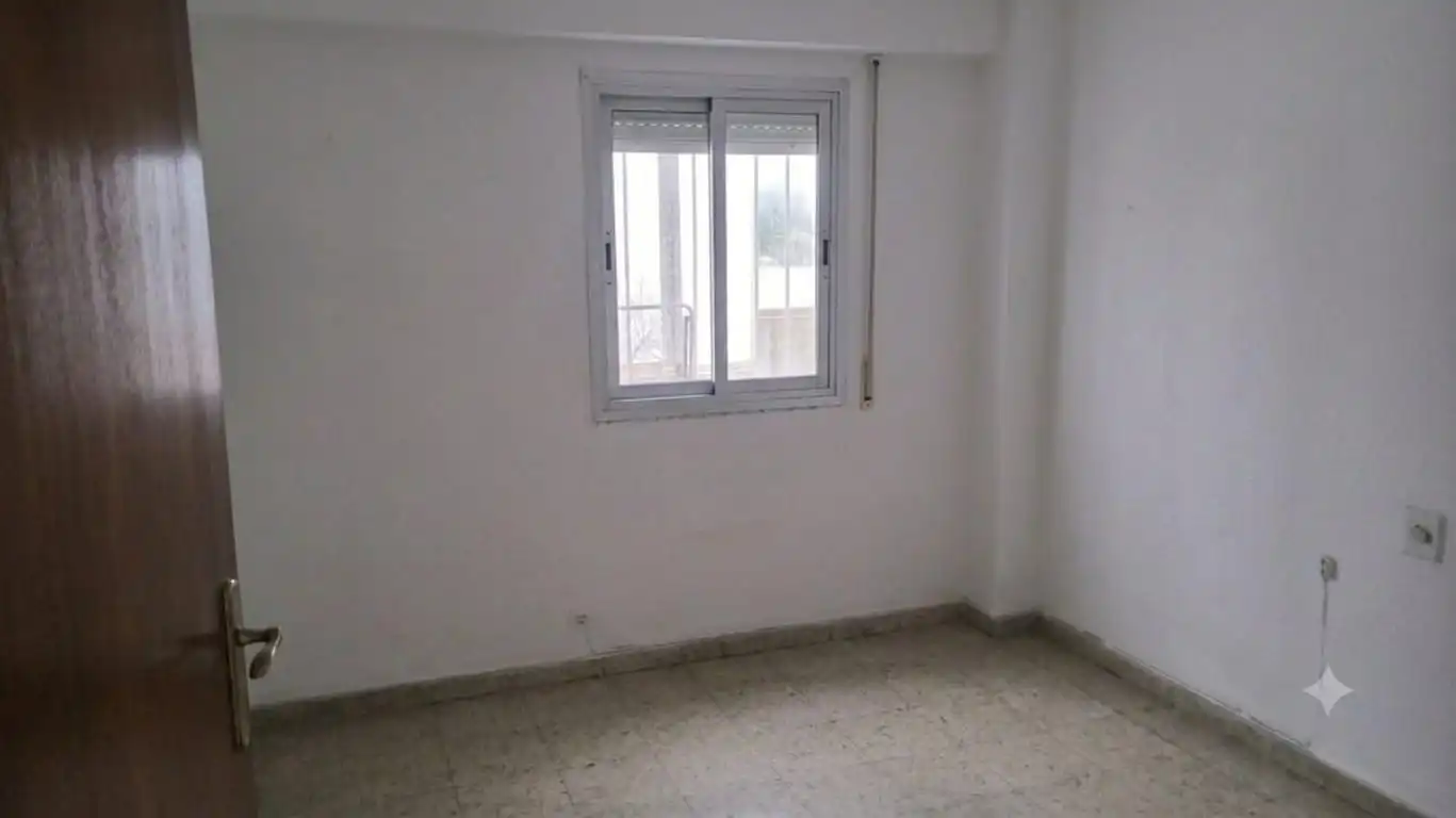 Habitación de Piso en venta en Jaén