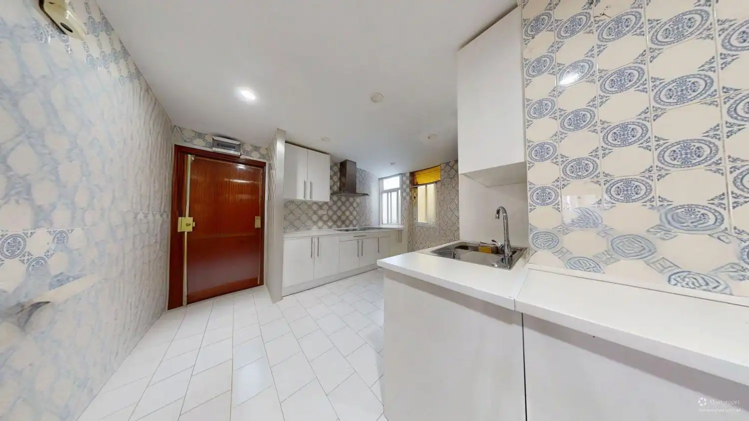 Kitchen of Flat for sale in Sevilla  with Air Conditioner and Terrace