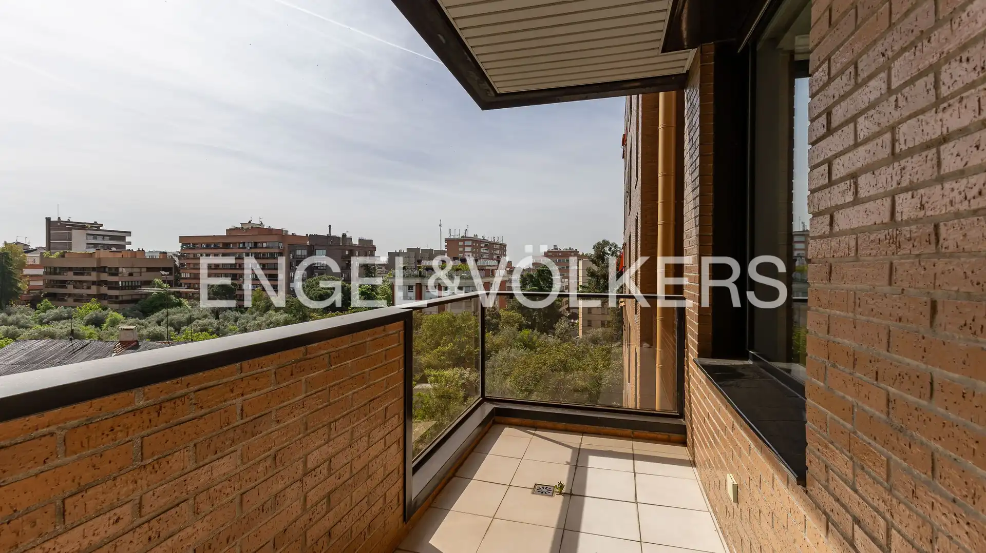 Terrassa de Pis de lloguer en Madrid amb Aire condicionat, Calefacció i Terrassa