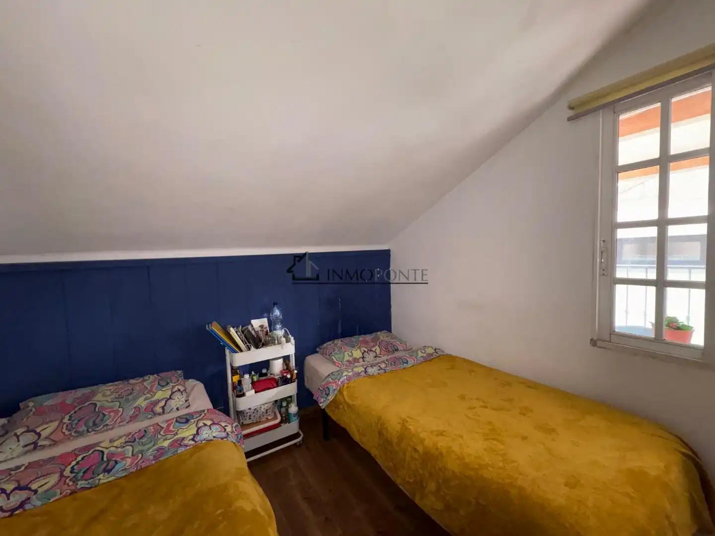 Dormitori de Casa adosada en venda en Marín amb Terrassa