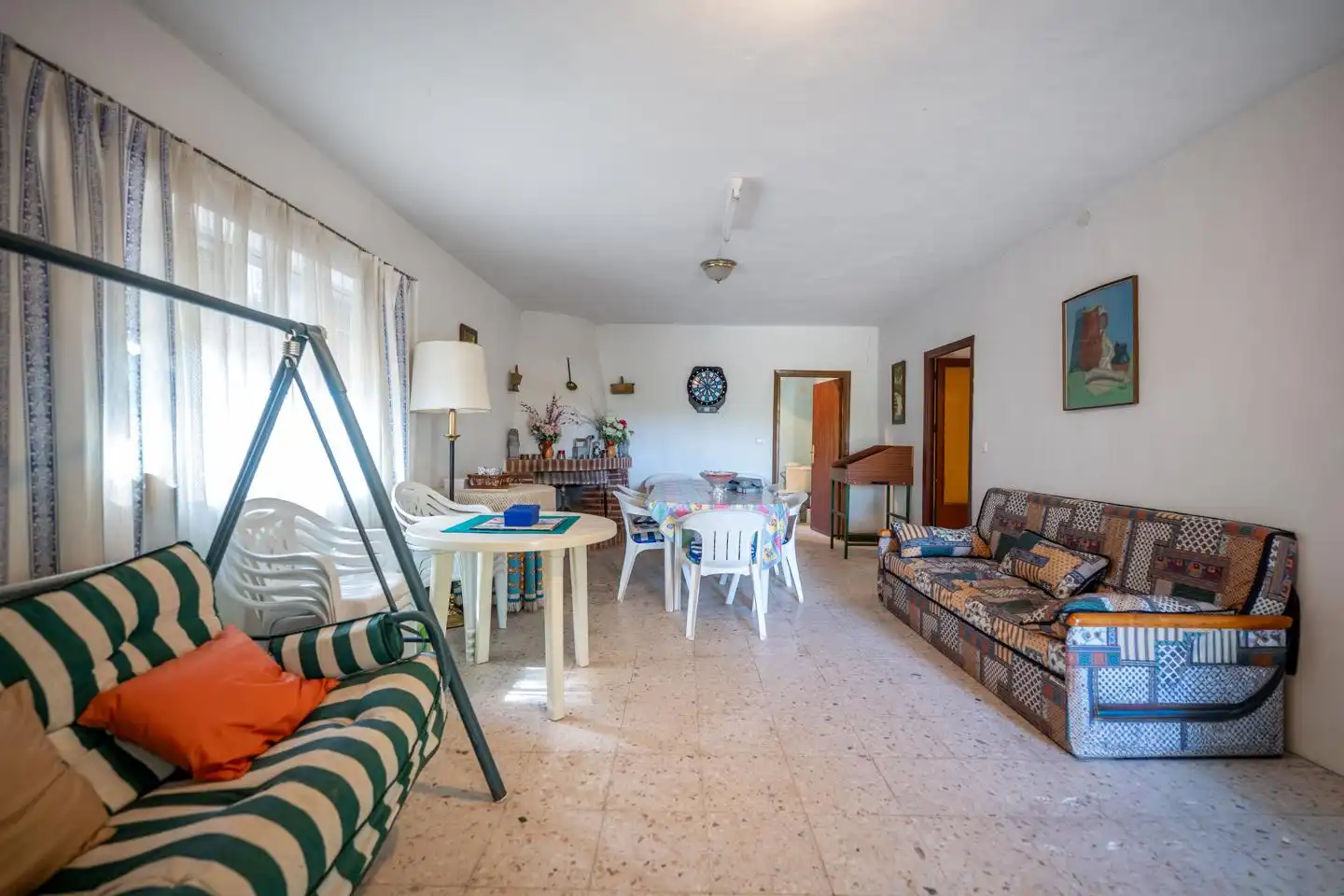 Living room of Country homes for sale in Gemuño  with Private garden, Terrace and Swimming Pool