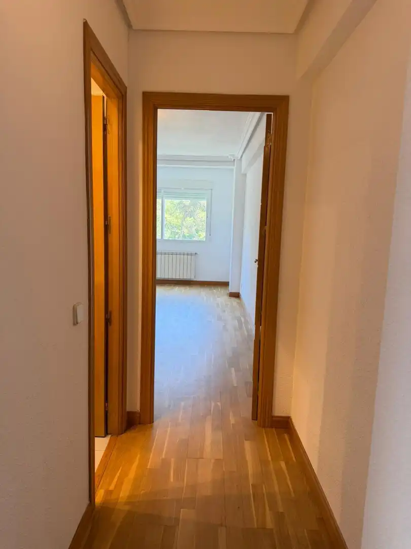 Bedroom of Flat for rent in Madrid  with Heating