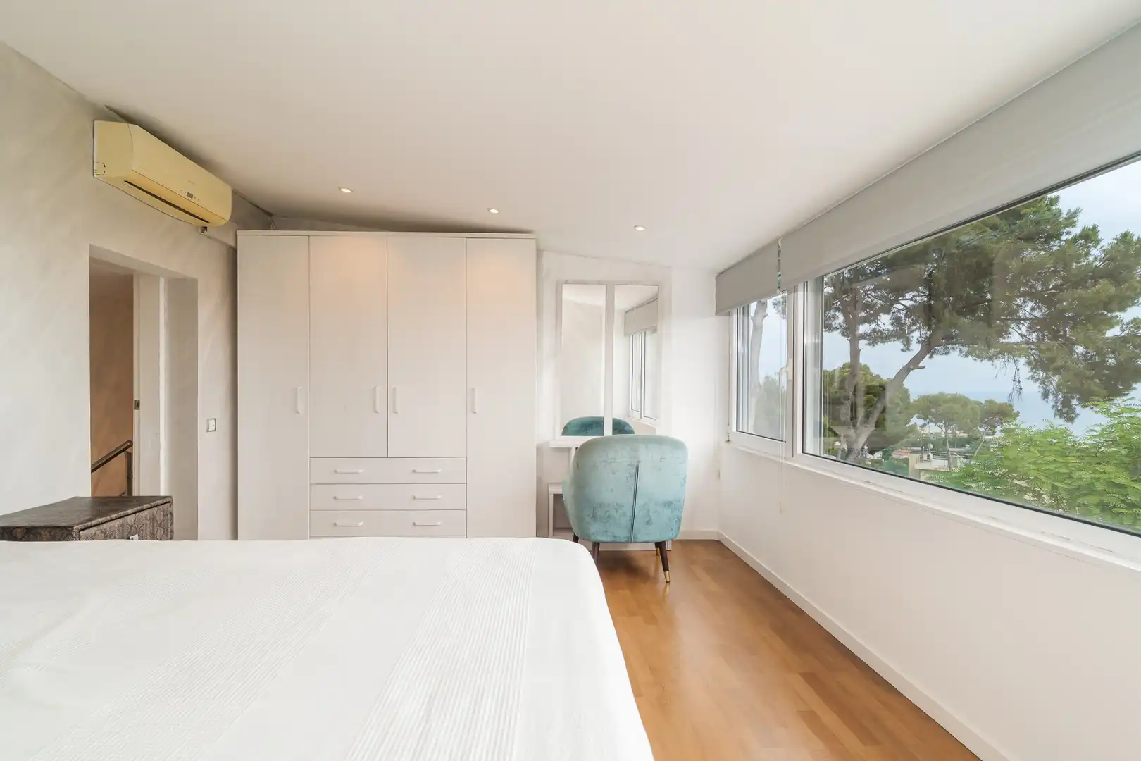 Habitación de Casa adosada en venta en Castelldefels con Aire acondicionado, Calefacción y Parquet