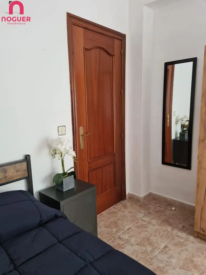 Flat for rent in Córdoba  with Heating and Furnished