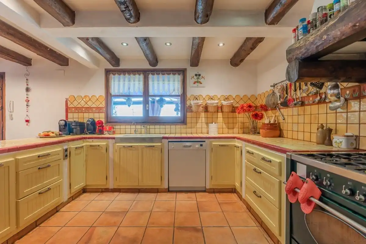 Cocina de Casa o chalet en venta en Sant Pere de Ribes con Aire acondicionado, Jardín privado y Terraza