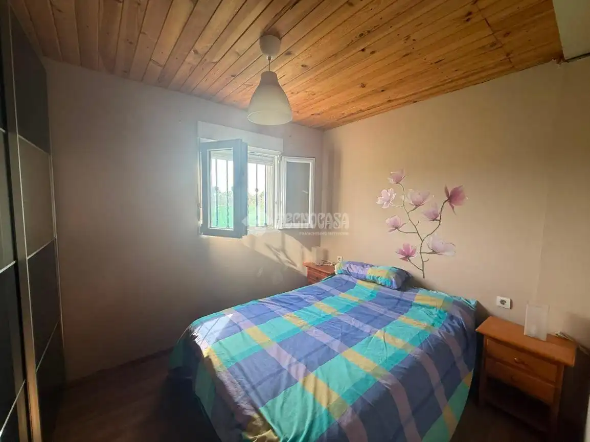 Habitación de Finca rústica en venta en Arahal con Calefacción y Piscina