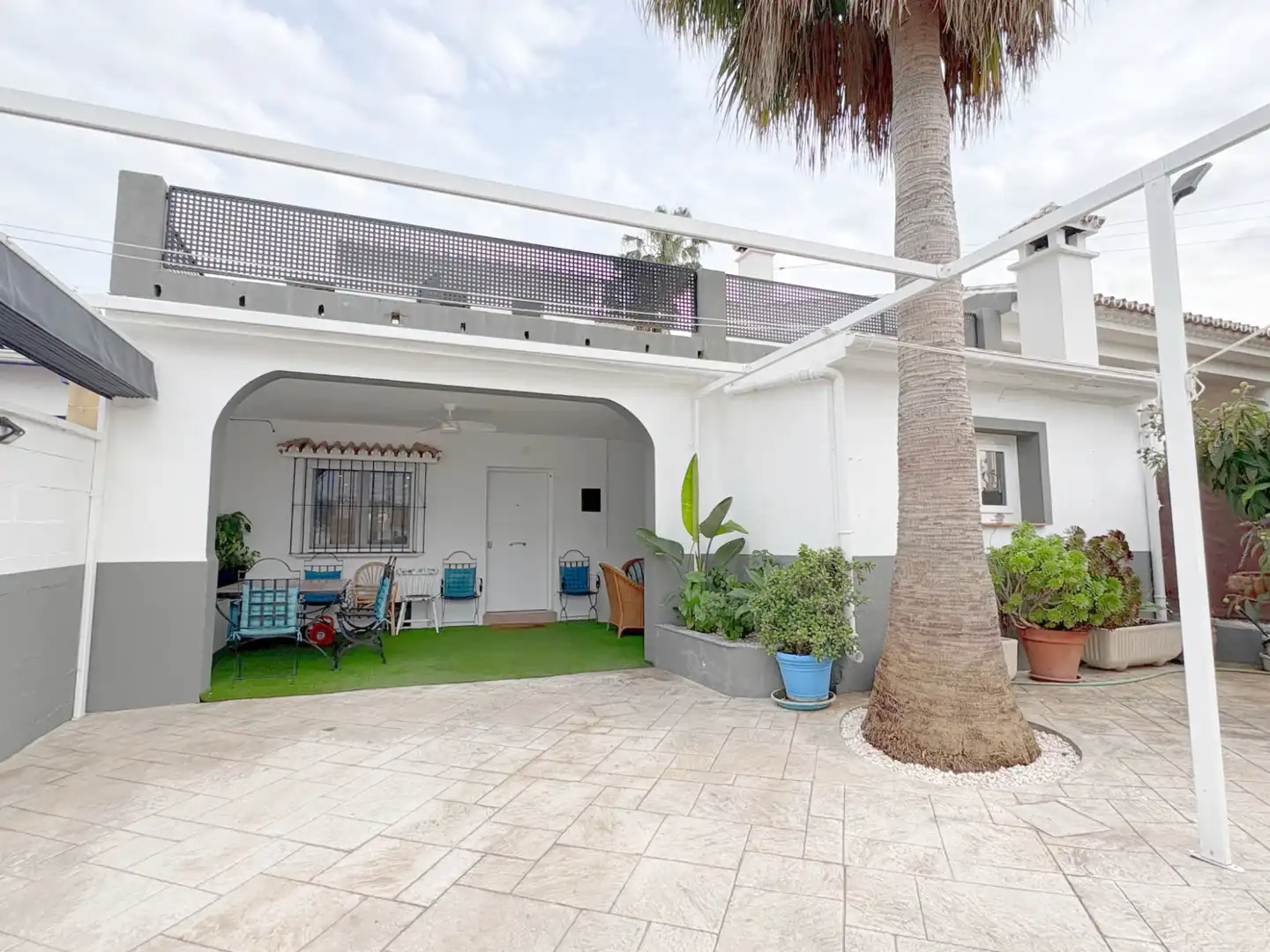 Außenansicht von Country house zum Verkauf in Alhaurín de la Torre mit Klimaanlage, Privatgarten und Terrasse