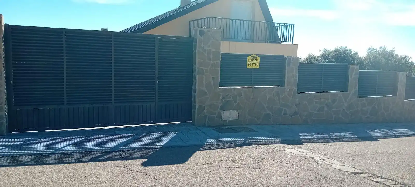 Exterior view of Houses for sale in Escopete  with Heating, Terrace and Community pool
