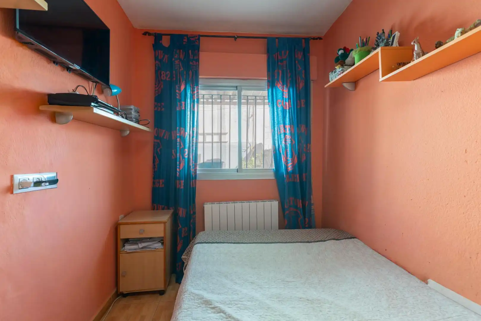 Casa adosada en venta en Calle Goya, 24, Poniente