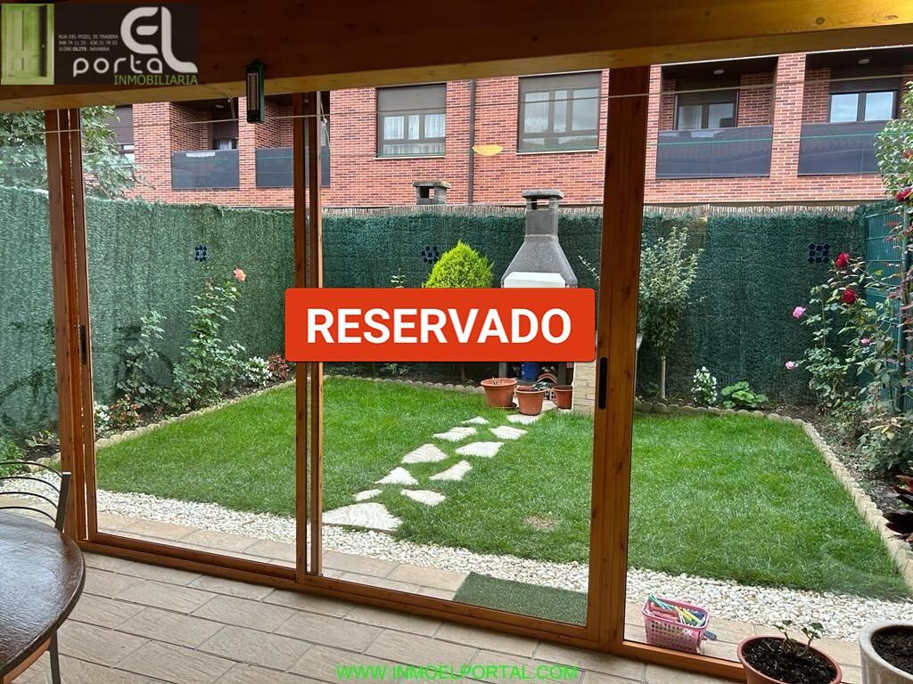 Jardín de Casa adosada en venta en Olite / Erriberri con Calefacción y Jardín privado
