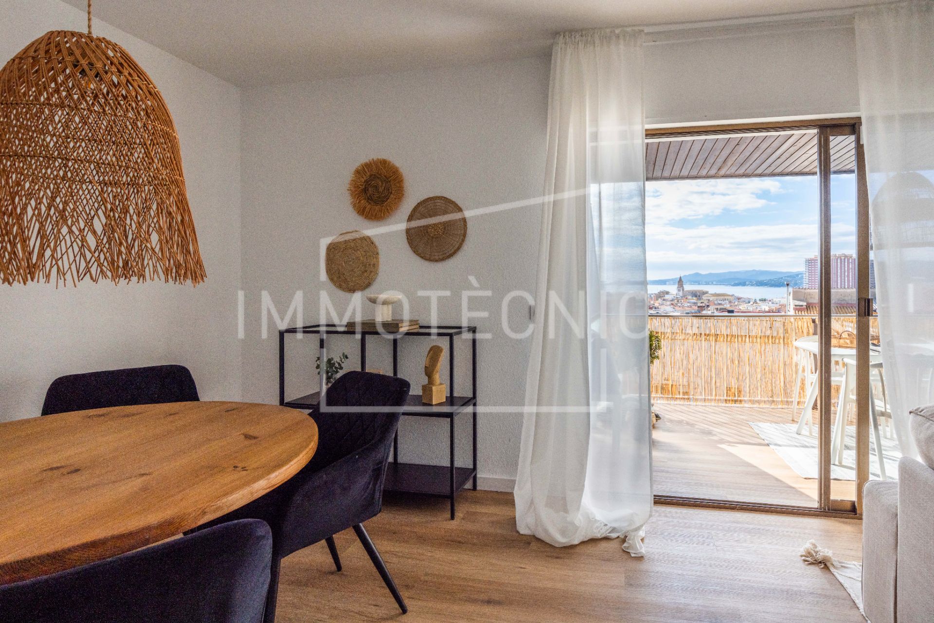 Sala d'estar de Pis en venda en Palamós amb Aire condicionat, Calefacció i Parquet