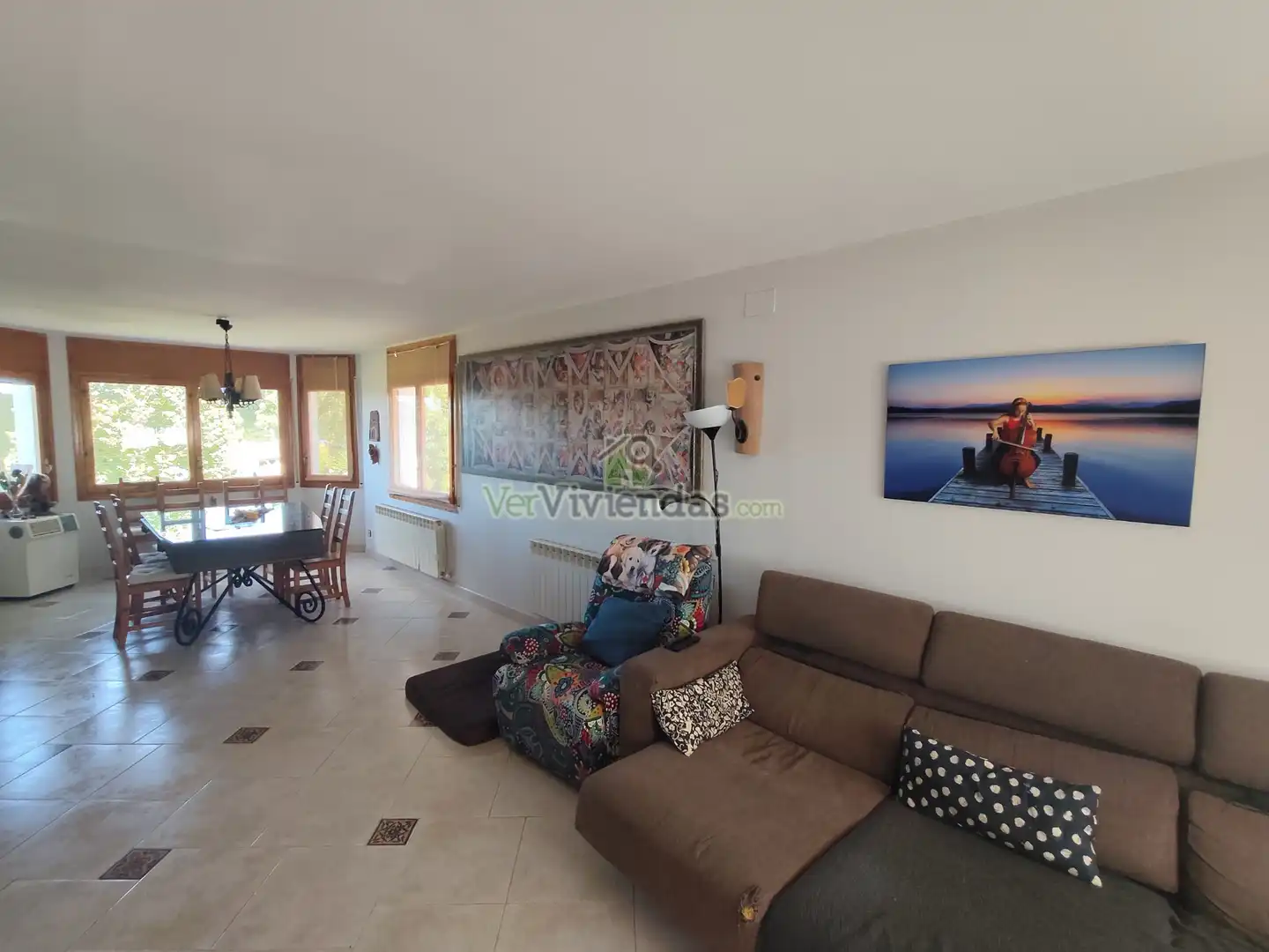Sala d'estar de Casa o xalet en venda en Vallirana amb Calefacció, Jardí privat i Terrassa