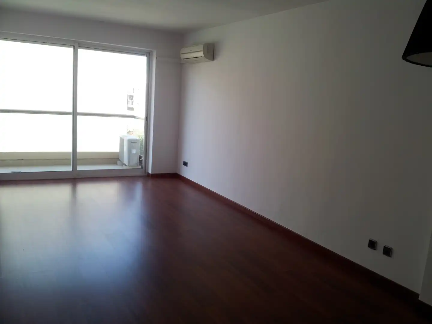 Sala de estar de Piso en venta en Girona con Aire acondicionado, Calefacción y Parquet