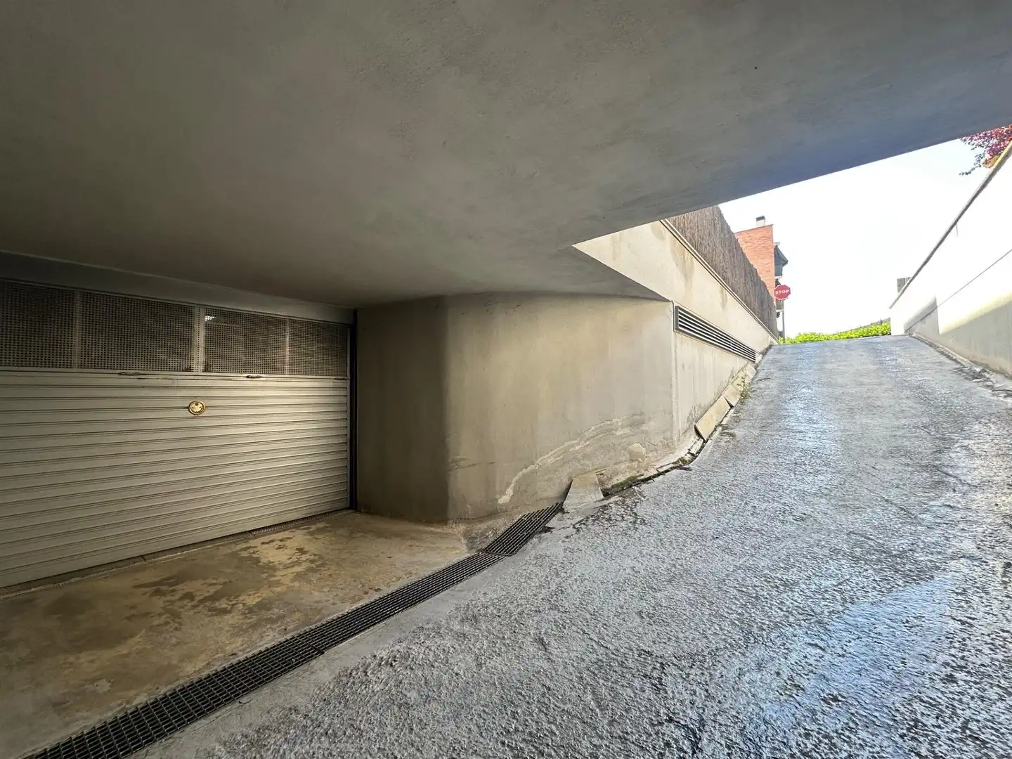 Parkplatz von Garage zum Verkauf in Manresa