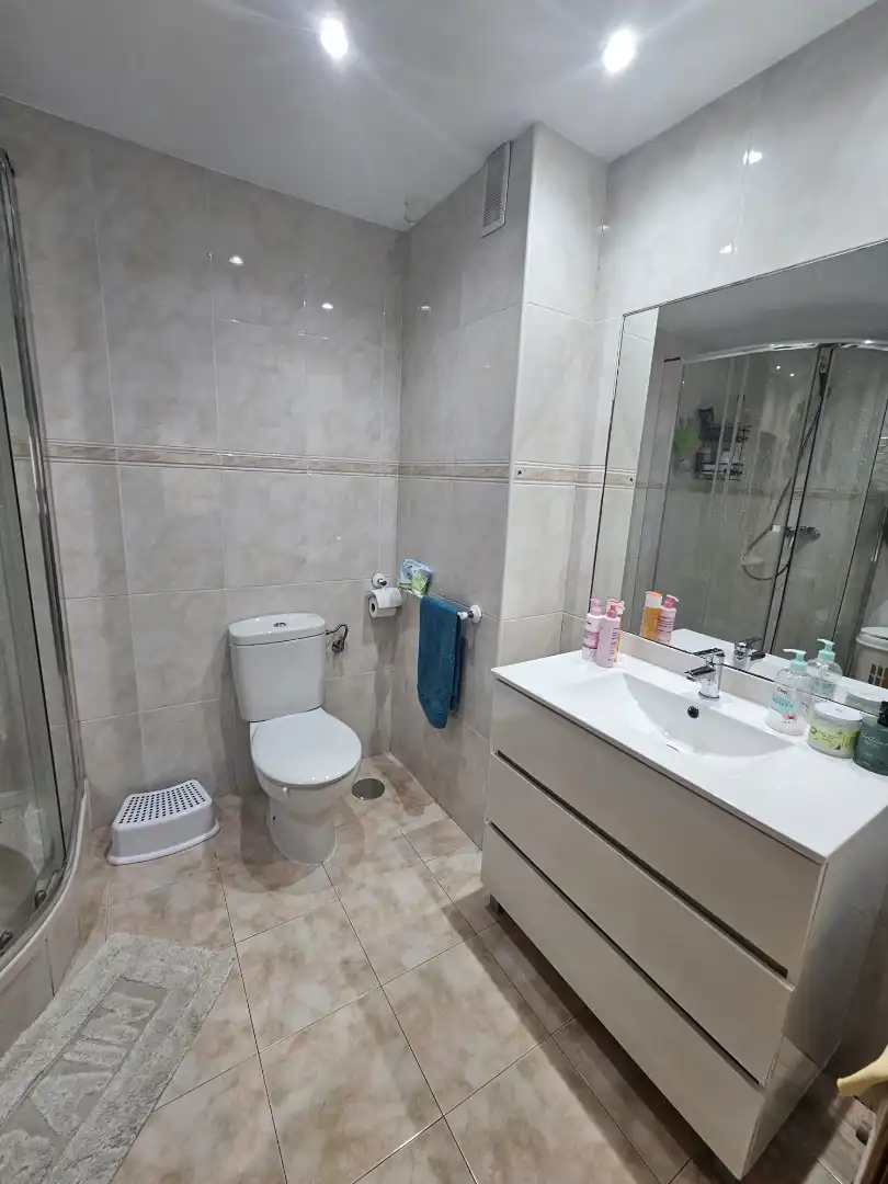 Badezimmer von Wohnung zum Verkauf in Alcobendas mit Heizung, Terrasse und Abstellraum