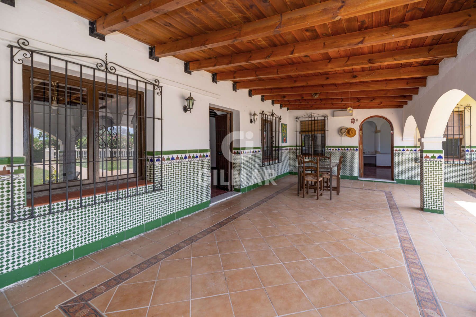 Jardí de Casa o xalet en venda en Estepona amb Calefacció, Jardí privat i Piscina