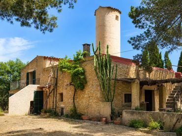 Casa rústica con balcón en venta en Artà Poble