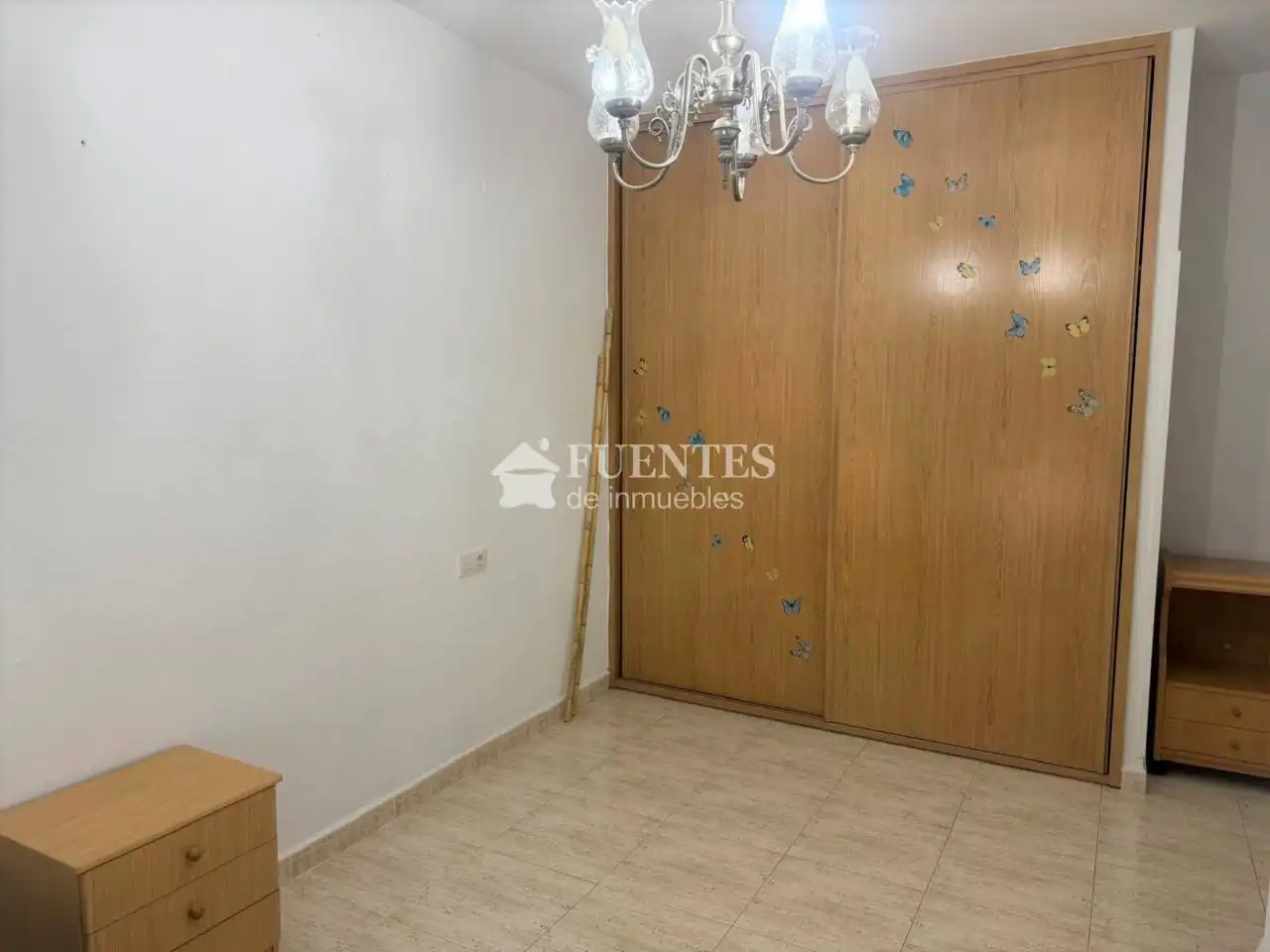 Habitación de Piso de alquiler en Alicante / Alacant con Amueblado y Balcón